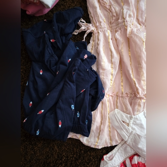 Assorted Girls' Dresses Collection - Picture 9 of 9